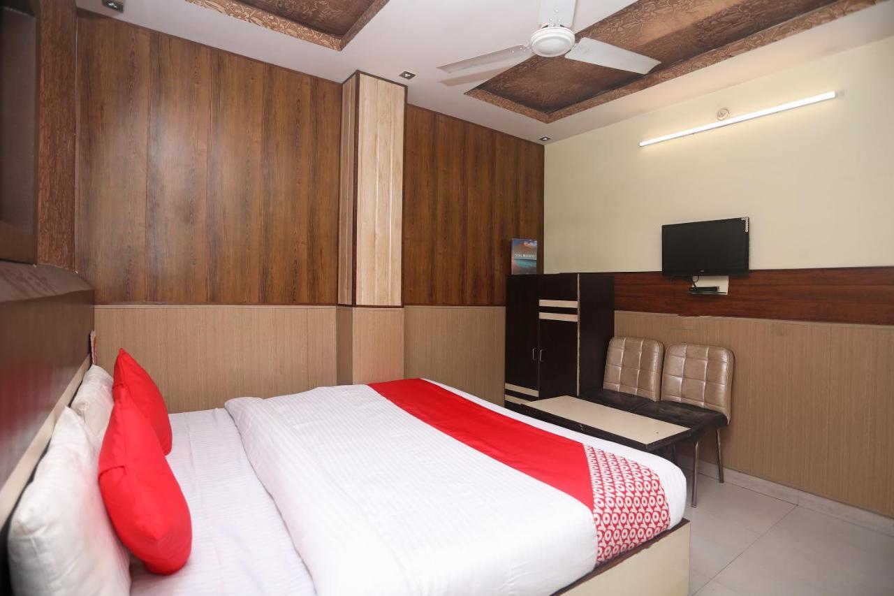 Vaccinated Staff- Oyo 18541 Hotel Haridev Roorkee Extérieur photo